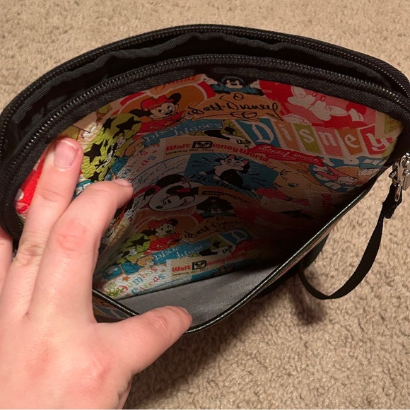 Retro Disney Park Logo D-Tech IPad Tablet Bag - Picture 4 of 8